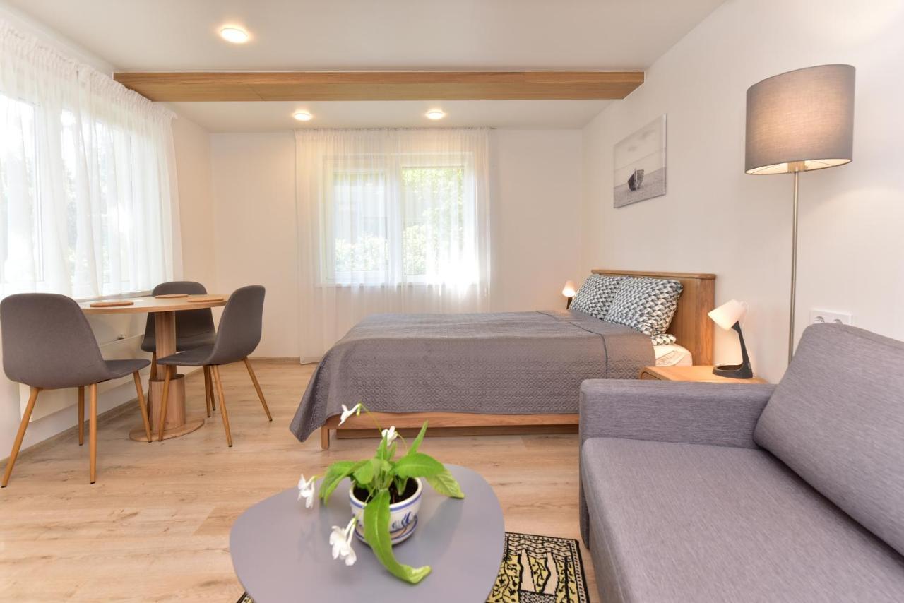 Smiltis Lägenhet Palanga Exteriör bild